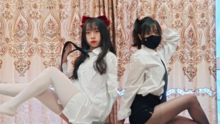 Double the happiness~The slightly lean meat feels super real and doesn’t stretch your legs!