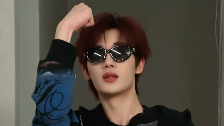 [Ding Chengxin] TikTok update, cha-cha dance to "Low"