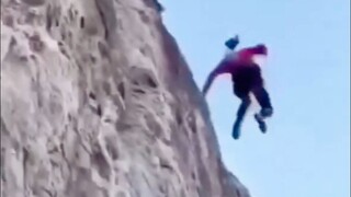 攀岩能培养冒险精神，挑战极限，非常考验人体的平衡、力量、技巧等综合素质，很有趣刺激但也有风险