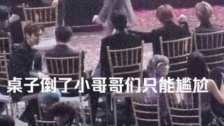 梅开二度！AAA桌子直接嗨塌的ZB1！