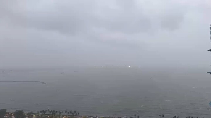 少有人记录我 ，于是我反转镜头记录我自己