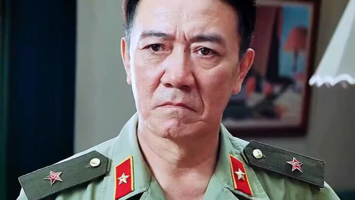 Upon learning that his daughter is in love, Li Yunlong’s reaction is unbelievably authentic.