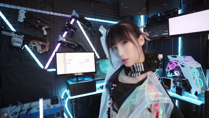 [Manman] Sing and dance to "Breaking the Wind" by herself. When girls become handsome, boys have not