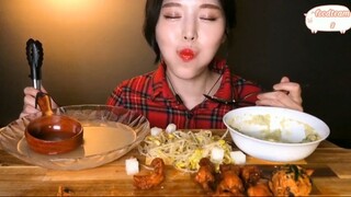 Chân gà rút xương tẩm ướp gia vị, cơm viên kimchi rong biển, trứng hấp 7 #amthuc