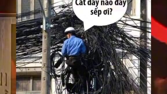 cái dây màu đen ấy o_o😂