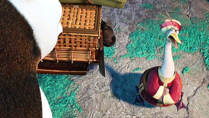 鹅爸不放心，跟着阿宝去熊猫村