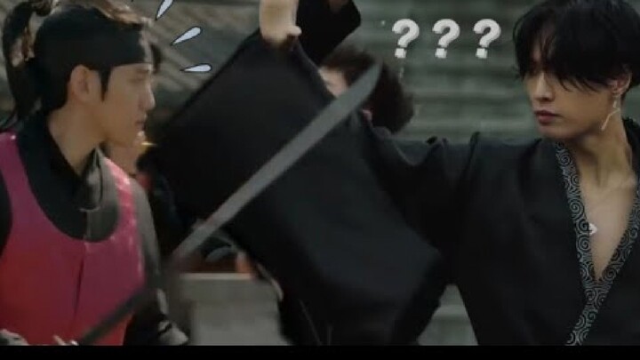 Apa yang dilakukan Byun Baekhyun di dalam MV Zhang Yixing???