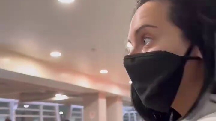 Finally, I’ve been waiting for her to come to China! I can see that Jojo is also very excited!!!