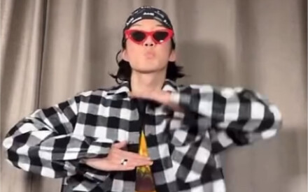YG fans rejoice! Lee Seung-hoon dances to TREASURE's new song "Jikjin"