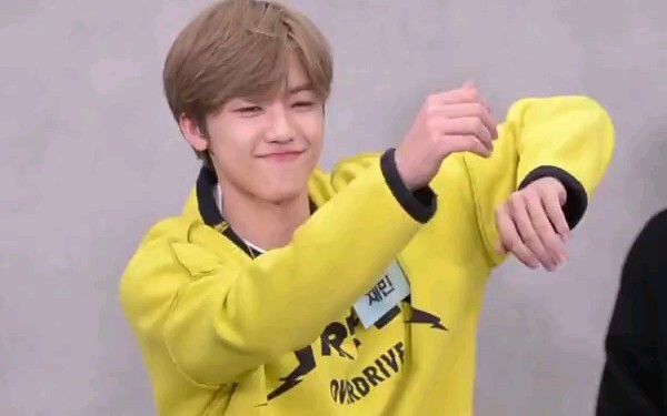 【Lo Jae-min】Thử thách nhảy ngẫu hứng, biến hóa từ Baby Shark đến Havana, cuốn sách dạy làm nũng chín