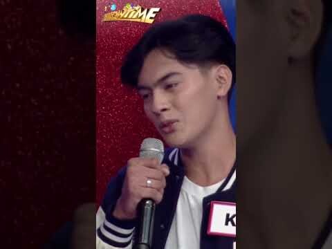 Jackie, kalma, acting lang! shorts  It’s Showtime