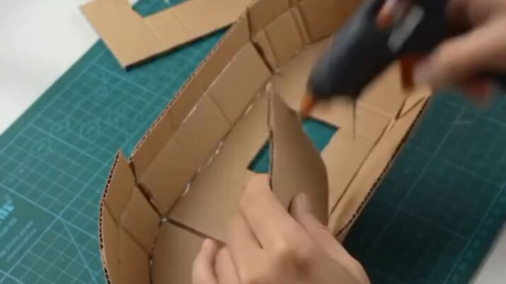 kreatifitas tangan dari bahan yang ada di sekitar kita