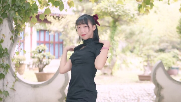 [Eyebag] The high-heeled cheongsam heroine in the battle of words, come and compete with me