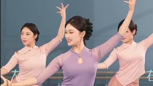 Han Hua teaches beginners 13 basic Chinese dance skills (no breaks)