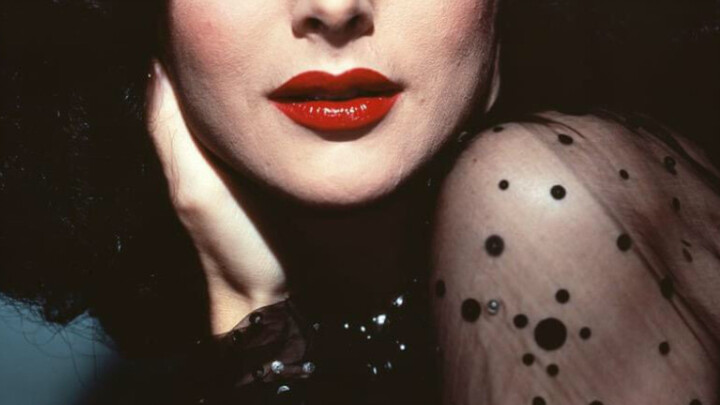 《等我长大后我会变成绝世美人》