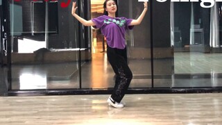 KIKI//Maybe she can catch the last train by covering Kim Chungha-Stay Tonight