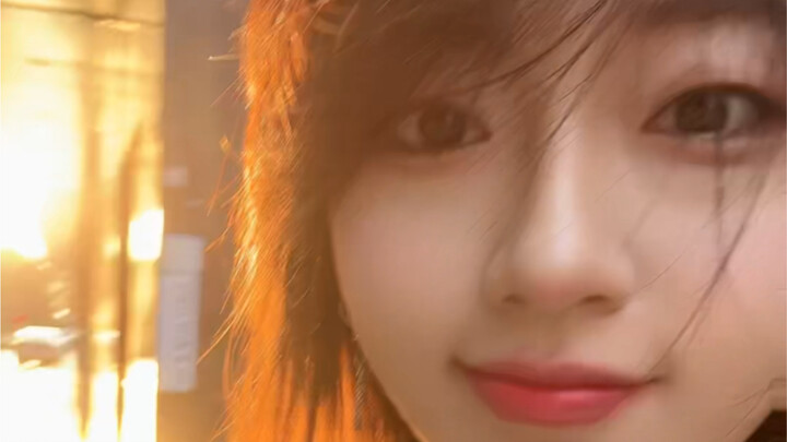 “There are always a few gentle breezes in this world, filling my hundred thousand dreams.”
