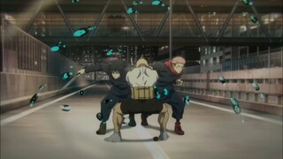 The villain thought he was on the ceiling, but he didn't expect Megumi Fushiguro to be in the atmosp