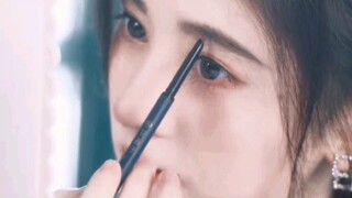 Thì ra chị Ju đã tung ra hướng dẫn trang điểm rồi! !