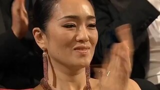 لقب "غونغ هوانغ سو" لم يُطلق عبثًا حقًا، #قونغ لي تتمتع بجمال رزين وأنيق ورقيق يأسر القلوب دون ضجيج.