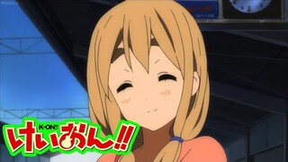 K-On!| Mugi Kotobuki kawaii/funny Moments |