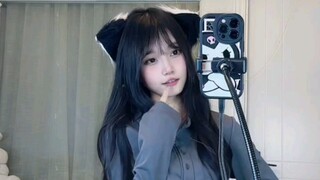 可爱77黑丝韩舞
