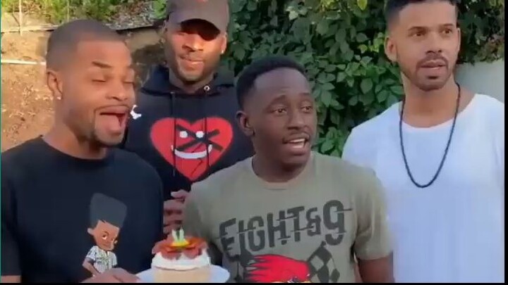 Tổng hợp những tình huống cười ra nước mắt #107