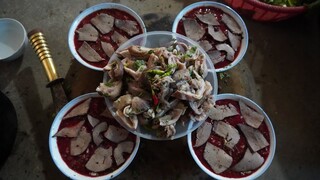 TIẾT CANH TRỄ LỢN, LÒNG LỢN | Nhịp Sống Tây Bắc