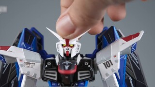 Đặc điểm kỹ thuật cao nhất Mô hình có thể di chuyển Tượng! Bandai Super Alloy Freedom Gundam GCP All