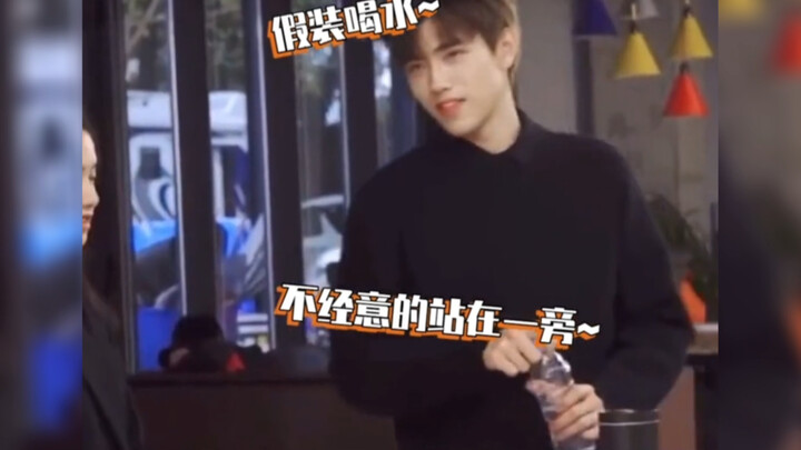 يا للهول! فجأة فهمتُ تشين فاييو بشكلٍ واضح، يا لك من فتى ساحرٍ يا آرثر!