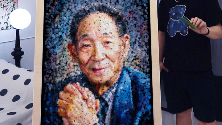 On National Day, I created a painting using 10,000 okra as a tribute to Grandpa Yuan Longping, wishi