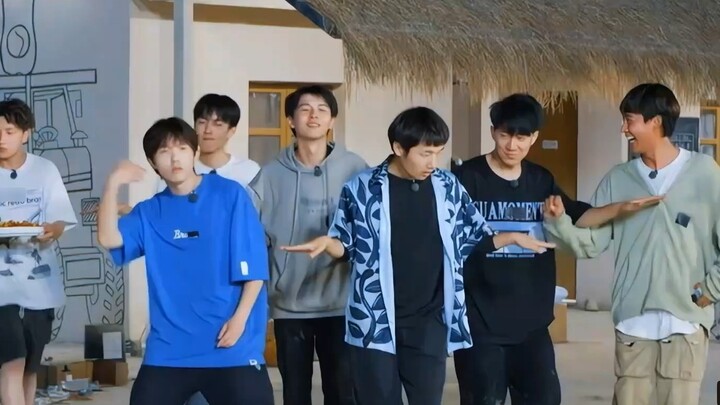 【Mười ngày chăm chỉ | Ảnh nhóm | Cháy bỏng】Không phải tuổi trẻ là những người đam mê, mà là chúng ta