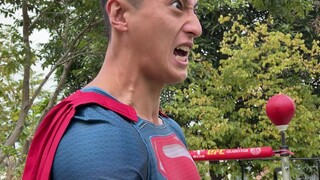 ซูเปอร์ฮีโร่ไทรอยด์เป็นพิษ