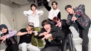 Video nhảy "on the street" của Jung Hoseok x ENHYPEN đã được phát hành!