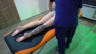 Chiropractic Adjustment  Pretty Margo  Whole Body Cracking  Lumbodynia - CHIROPR
