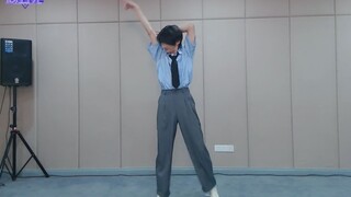 【เต้นวงเกิร์ลกรุ๊ป】ติงเฉิงซินเต้นเพลงศิลปินตัวใหญ่สวยแปลกอีกแล้ว! 【FOCUS แนวตั้ง】