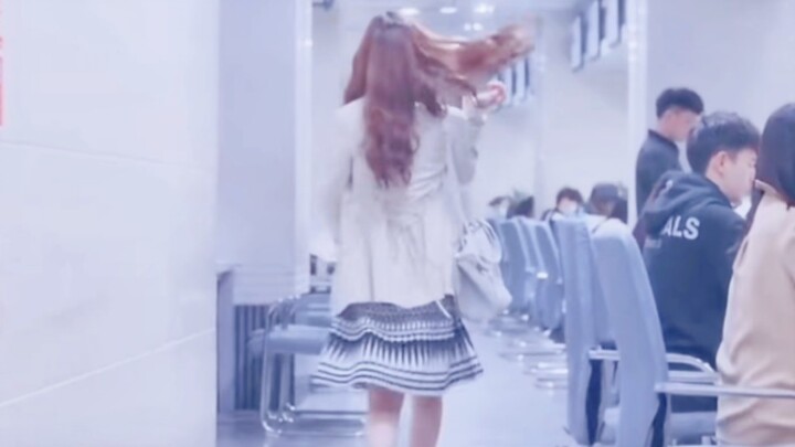 Finally, a female lead who rises to the top without relying on men!