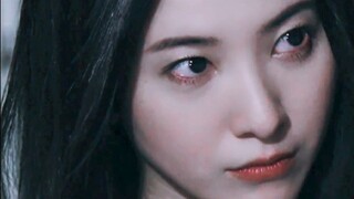“คุณนักสืบ คุณคิดว่าผมก่ออาชญากรรมอะไรครับ?” ◎เหตุการณ์มนุษย์ฉลามแสนสวยปีศาจน้อย ○ยูริโกะ โยชิทากะ