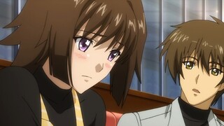 "After the Aojiao blood sister was attacked, she became a petite wife in seconds~~" Muv-Luv