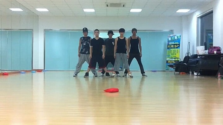 【MIC Boys Group】Phiên bản phòng tập Pay the Bill