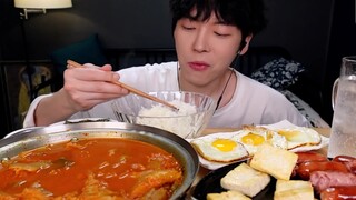 SIO Mukbang! Xúc xích, cơm, trứng kim chi, thịt hộp