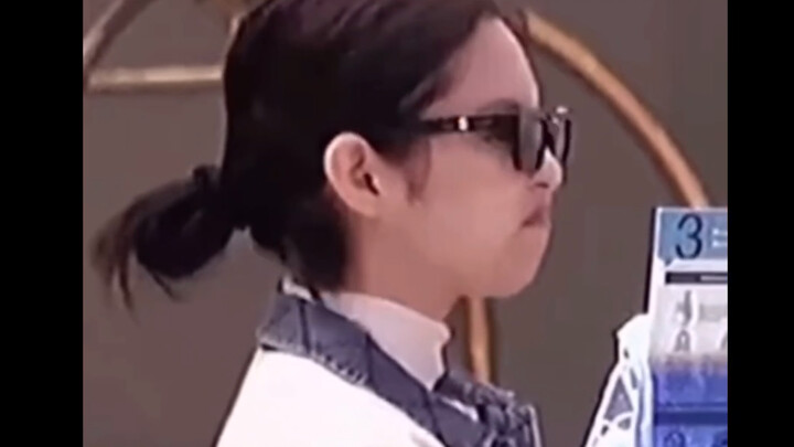 【جيني】شو الأخبار؟