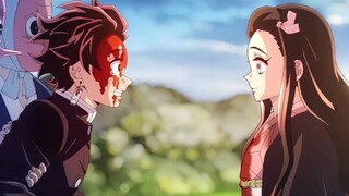 这是炭治郎最难以抉择的时刻，也是祢豆子克服阳光最像人的时候