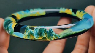 It took me 66666 minutes to make a thousand miles of rivers and mountains into a bracelet