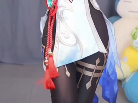 غان يو ترقص @ ليو مياو جيانغ جيانغ