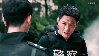 这个新人竟然敢用警车撞货车，太牛了！