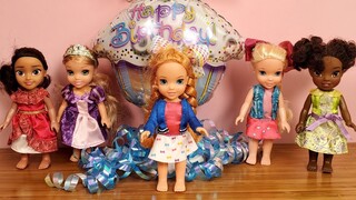 Anna's BIRTHDAY !  Elsa and Anna toddlers - JoJo Siwa themed party - cake - gifts