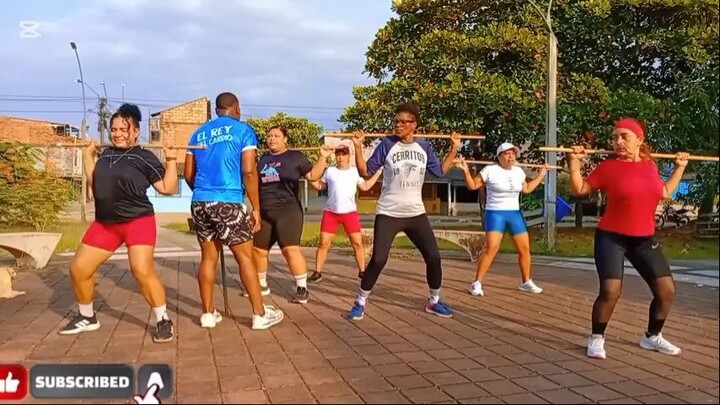 CARDIO ABDOMEN CON BASTONES