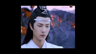 Lanzhan leave his sword and picked up Weiying's sword