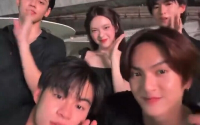 【BABYMONSTER】Chiquita and her brothers performed a hand gesture dance together